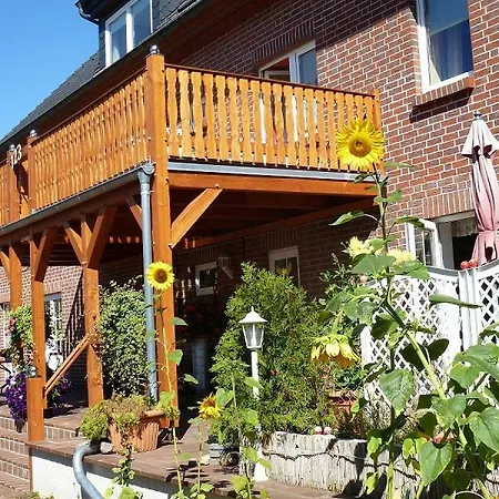 Apartahotel Zur Müritz 4*